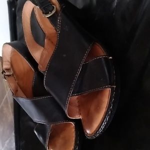 Leather sandals